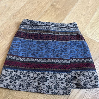 Jupe à motifs ZARA
