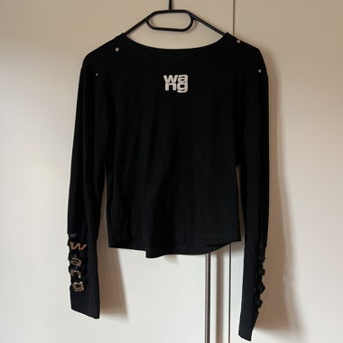 Black long-sleeve T-shirt