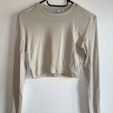 Top Zara crop a maniche lunghe