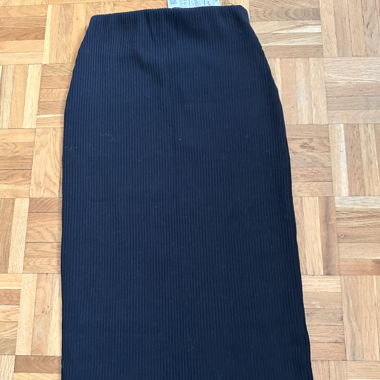 Gonna a tubino nera al ginocchio di Pull & Bear