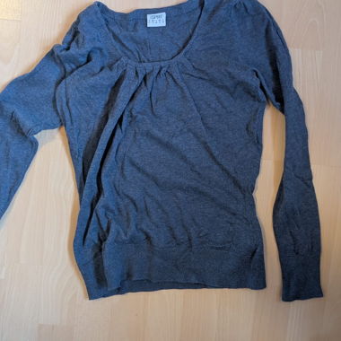 Grey Long-Sleeve Top