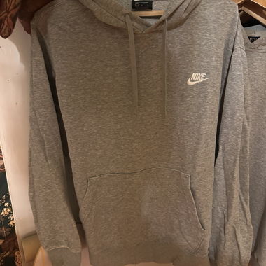 Sweat à capuche basique