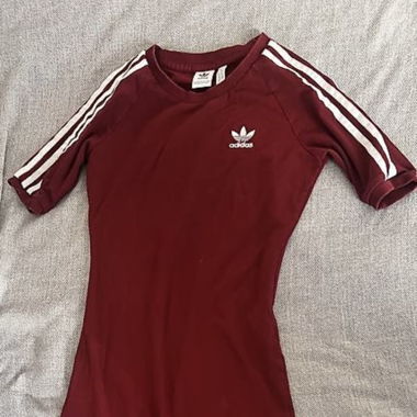 Adidas Kleid Bordeaux