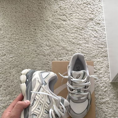 asics gel nyc grau