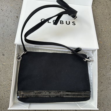 Schwarze Clutch mit Pailletten