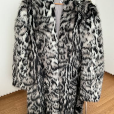 Manteau long en fausse fourrure