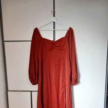 Rotes Kleid