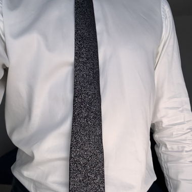 Cravate Cerruti 1881 en pure soie (Made in France)