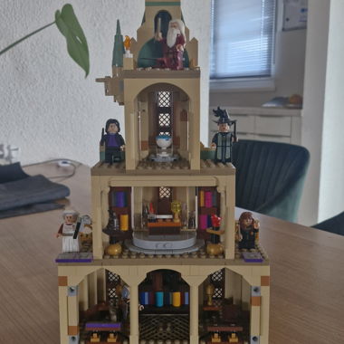 LEGO Harry Potter Schloss, Dumbledores Büro 