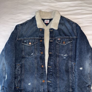 Tommy Jeans sherpa-lined denim jacket 
