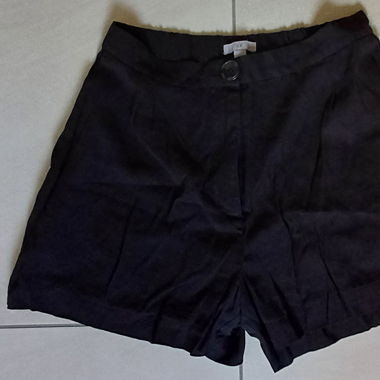 kurze Shorts