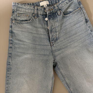 Grungy Jeans mit Fransen