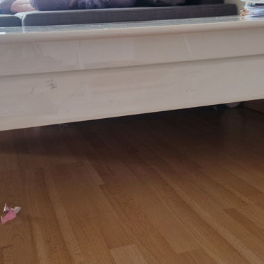 Weisser Wohnzimmertisch
