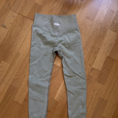 Peachy Passion Leggings