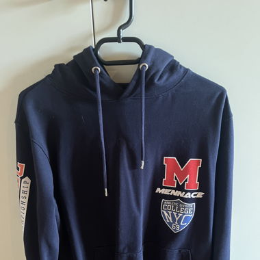 Mennace Pullover