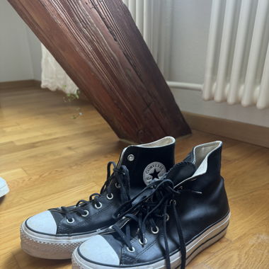 Converse Leather Platform 