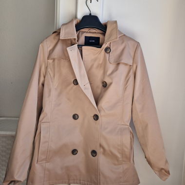 Lightweight short trench Kiabi T40 for women