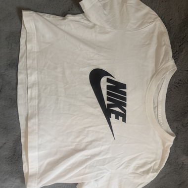 T-shirt Nike