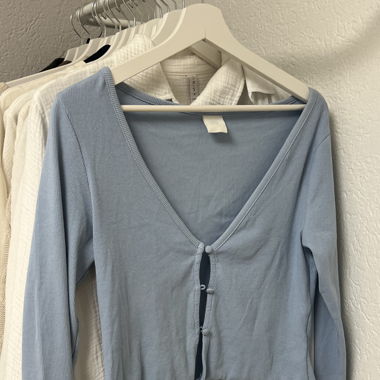 blue cardigan from h&m