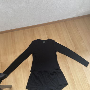 Schwarzes Set Langarm