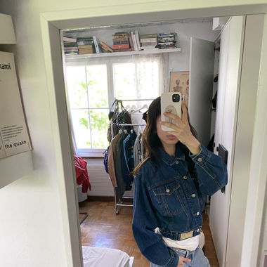 denim jacket (bomber style)