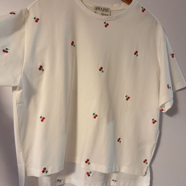T-shirt bianco-ciliegia