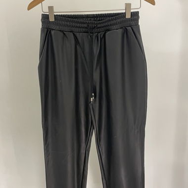 Pantalone in finta pelle