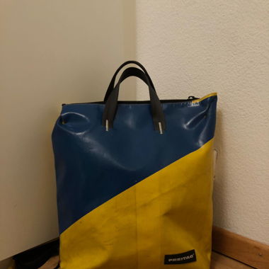 freitag rucksack, gelb/blau