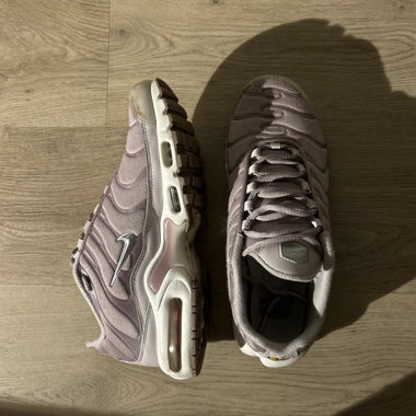 Nike Air Max purple EU 42.5