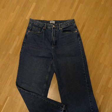 Straight leg jeans