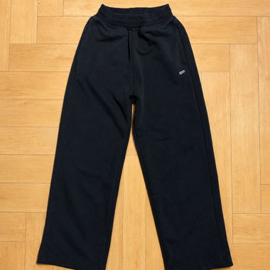 6pm Open-Leg Jogger