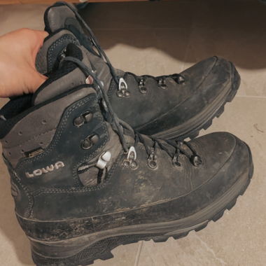 Lowa hiking shoes