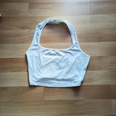 Weisses Halter Neck Crop Top