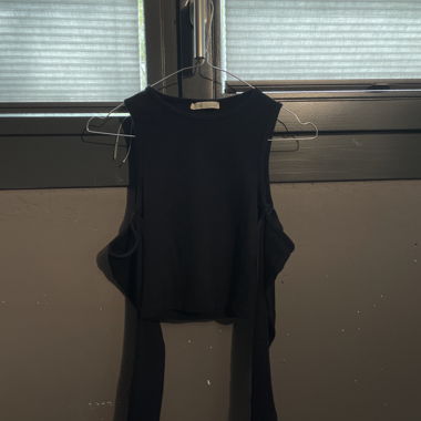 Manches longues noires