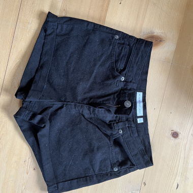 High waist Shorts von Subdued