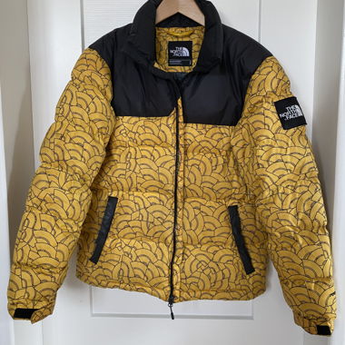The North Face Nuptse Stampa Cupola Gialla