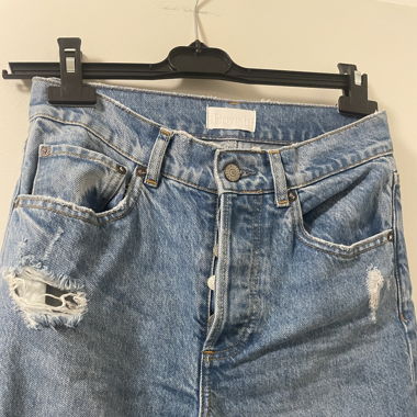 Boyish jeans