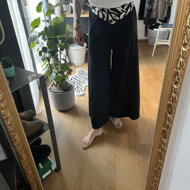 Sommer Stoffhose mit breitem Bein