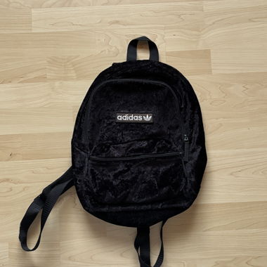 Adidas Samtrucksack schwarz