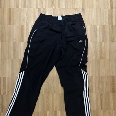 Adidas Tracker