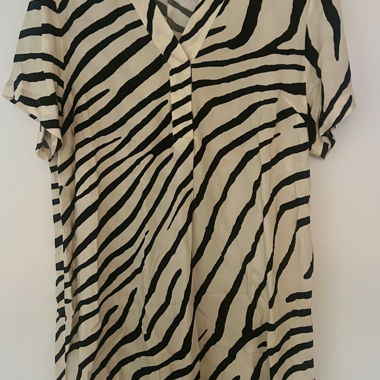 Robe tunique zebrée