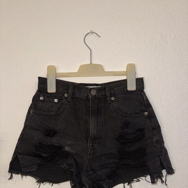 Mini short || Noir || Taille 34 || Pull&Bear
