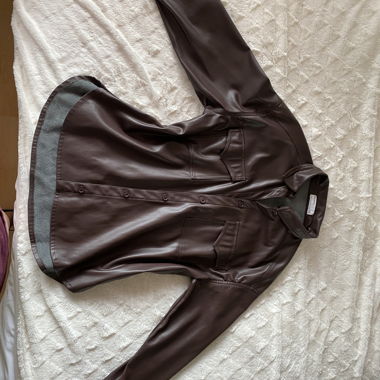 Braune Kunstlederjacke