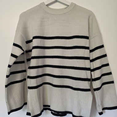 Maglione di maglia a righe