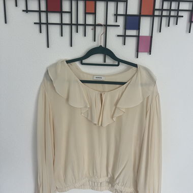 Bluse mit Rüschenkragen