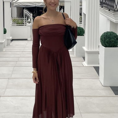 Schulterfreies Midikleid mit Korsettdetail