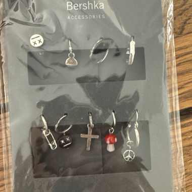 Bershka earring set