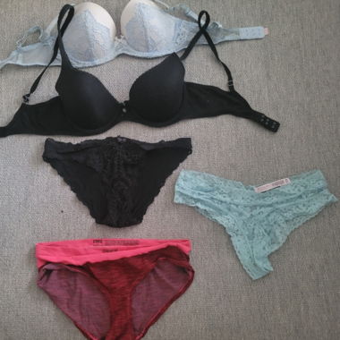 Set Victoria's Secret bundle di reggiseno & intimo