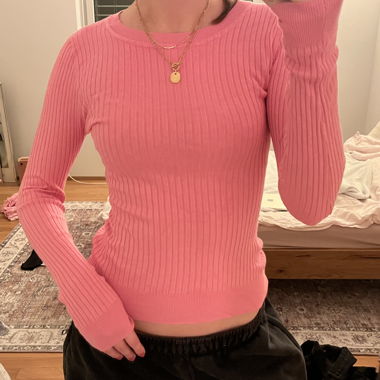 Rosa Rippstrickpullover von even&odd