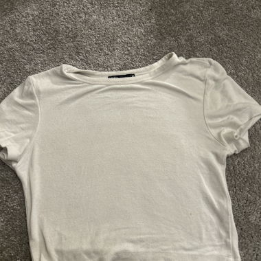 White Zara cropped T-shirt